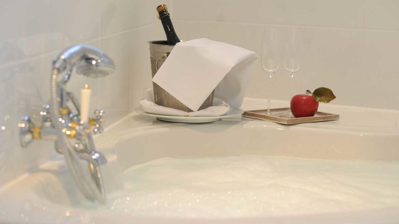 Schlosshotel Neckarbischofsheim Kültér fotó