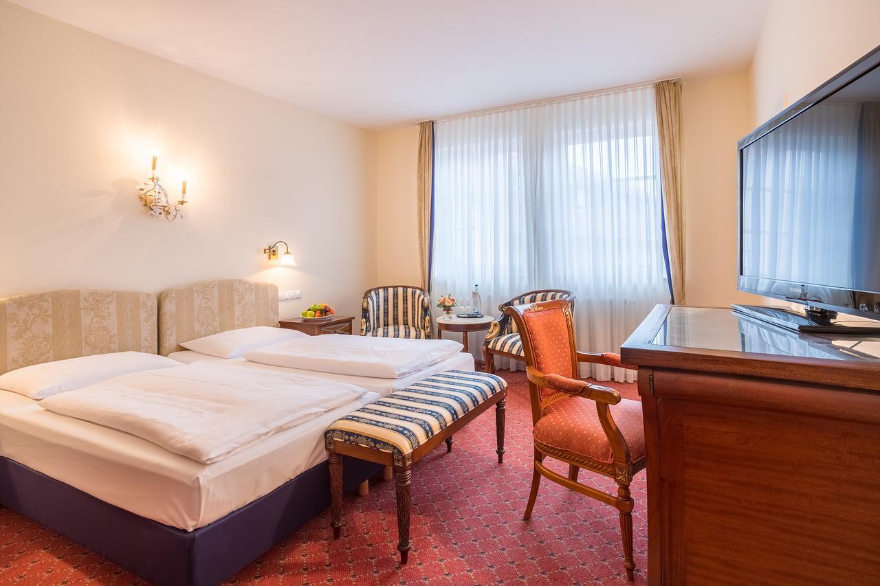 Schlosshotel Neckarbischofsheim Kültér fotó