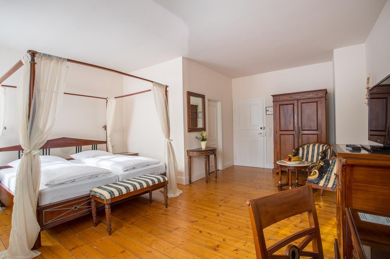 Schlosshotel Neckarbischofsheim Kültér fotó